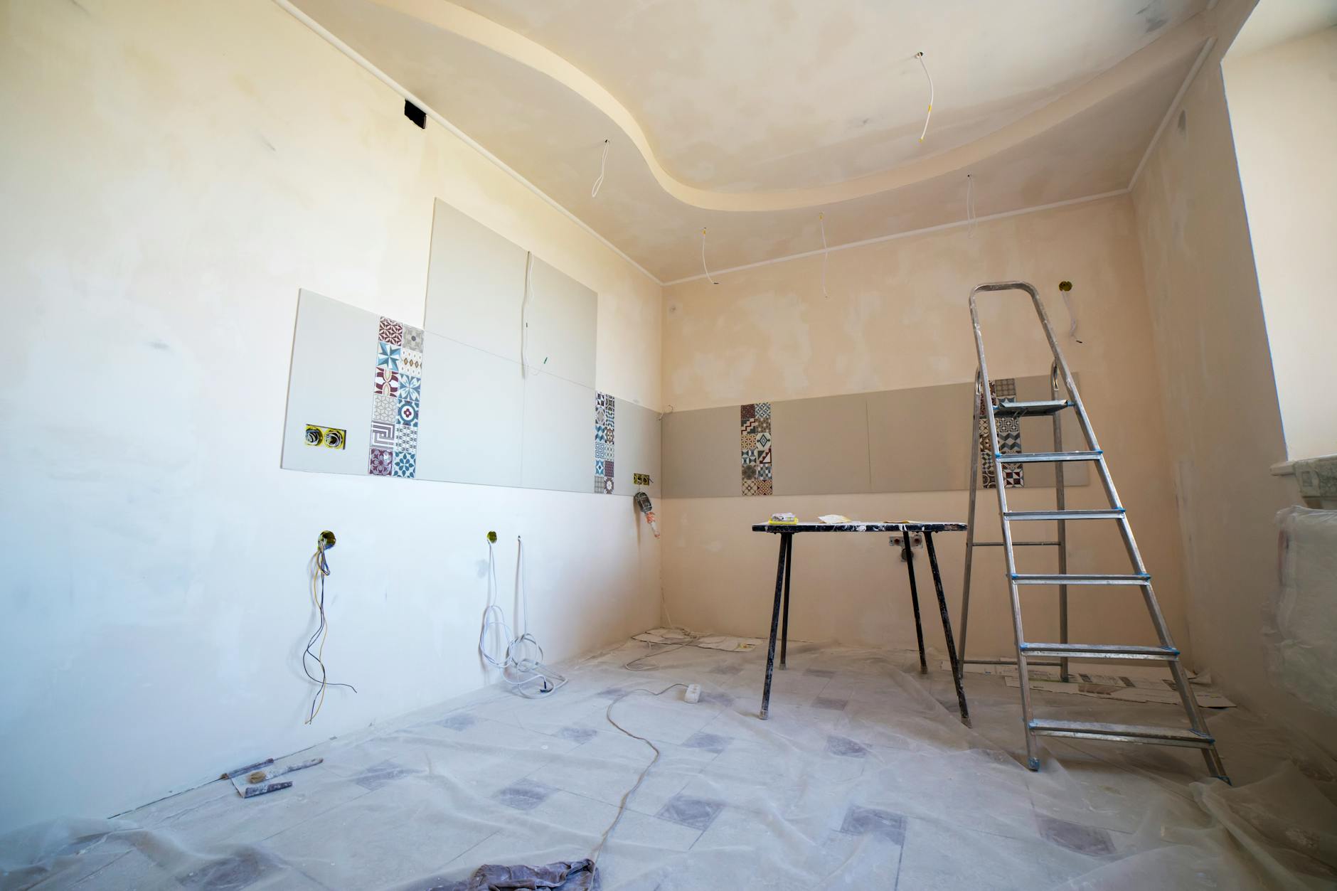 Pièce avant les travaux de peinture